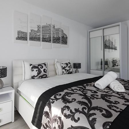 Lion'S Unirii Apartment Bucharest Luaran gambar