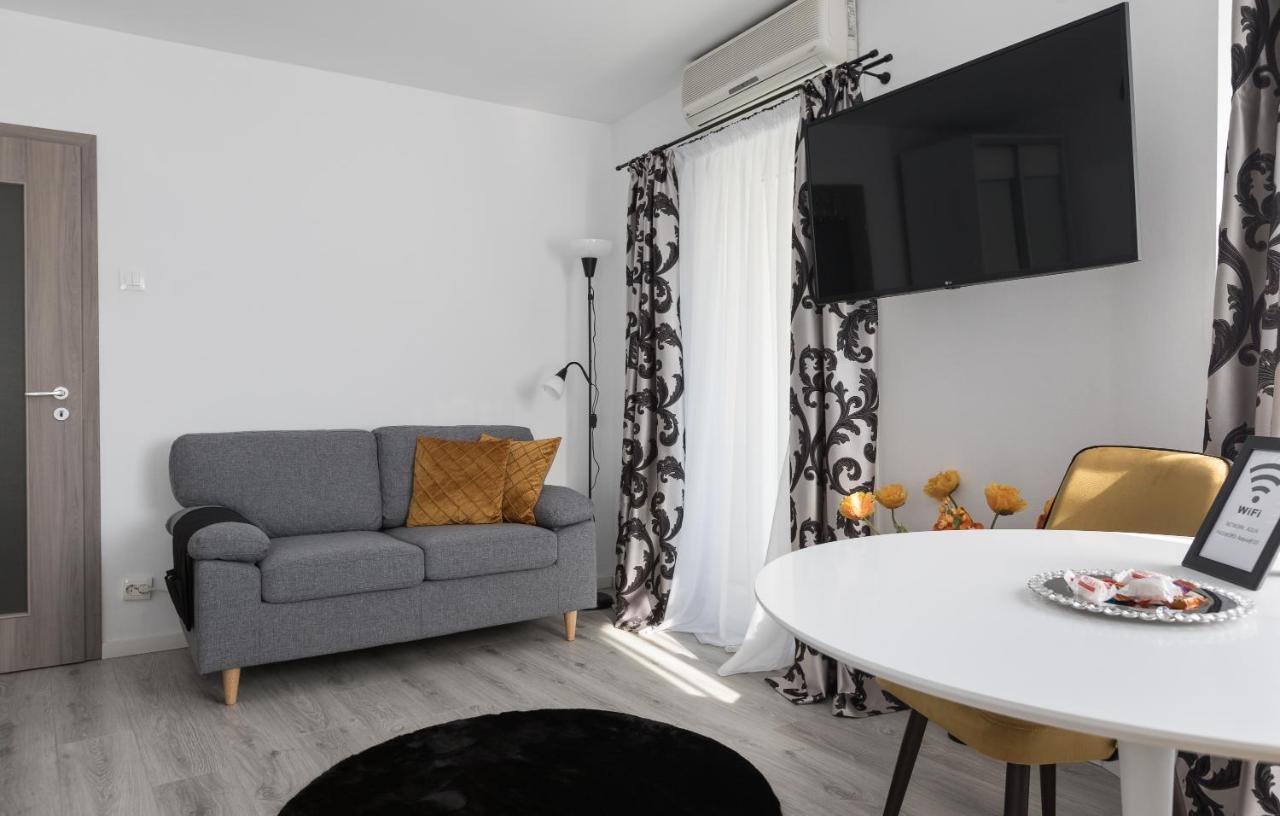 Lion'S Unirii Apartment Bucharest Luaran gambar