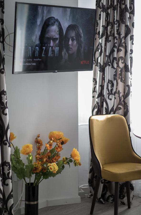 Lion'S Unirii Apartment Bucharest Luaran gambar